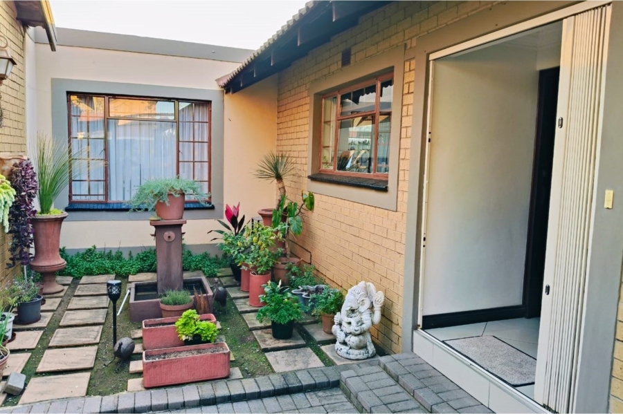 4 Bedroom Property for Sale in Vaalpark Free State